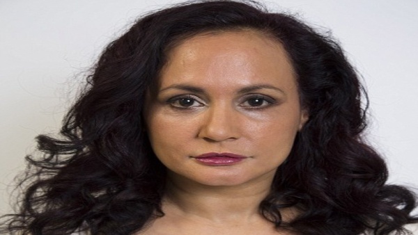 لتتجنب التجاعيد.. لم تبتسم 40 عاماً